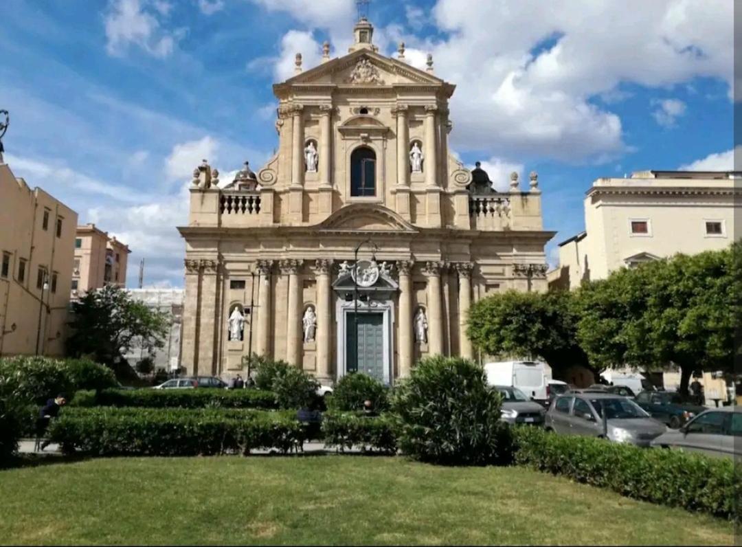 Ally'S House Palermo Esterno foto
